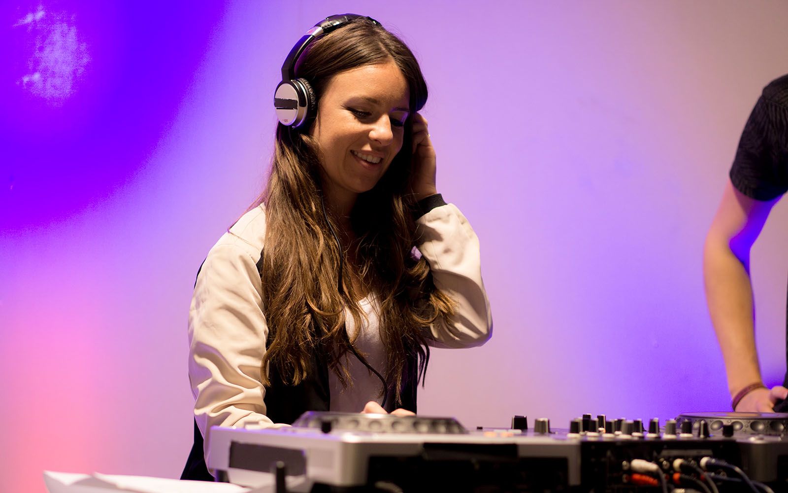 Bedrijfsuitje - DJ Workshop - Pub Quiz